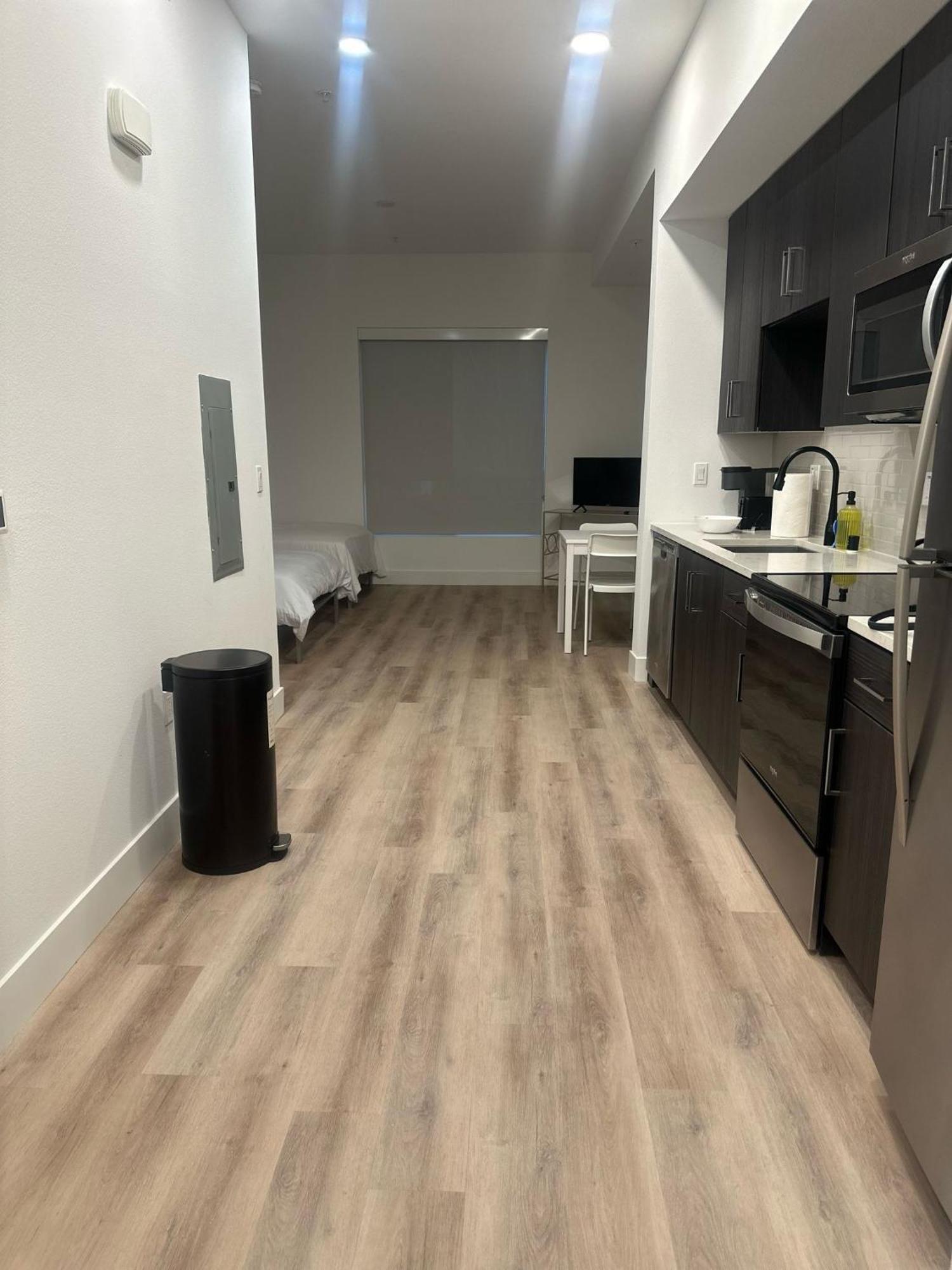 Cozy One Bedroom & Loft Sunset Free Off Site Parking And Wifi Los Angeles Esterno foto